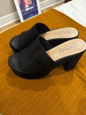 Journee Collection Black Textured Platform Slide Mules